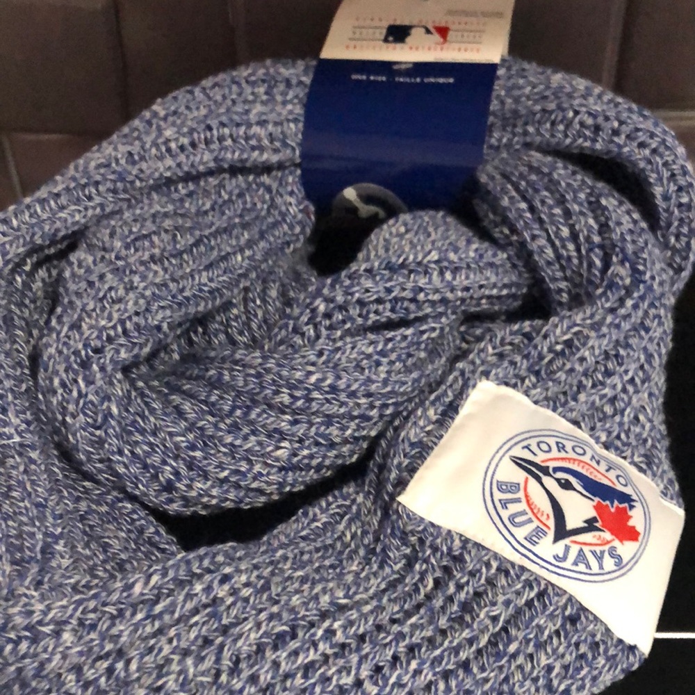 Infinity scarf Toronto BlueJays - Picture 1 of 6